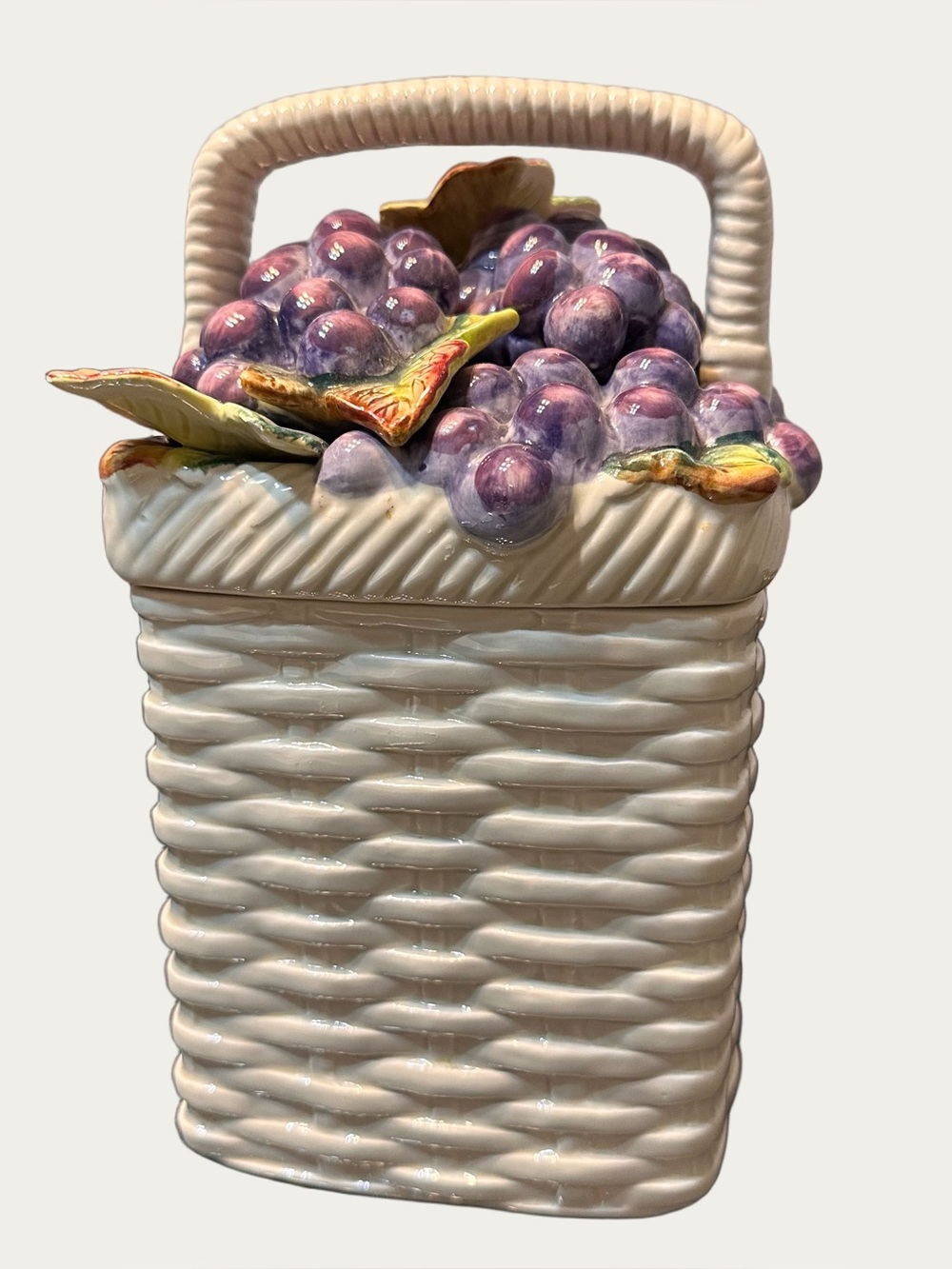 Fitz and Floyd Vintage Cream Basket with Purple Grapes